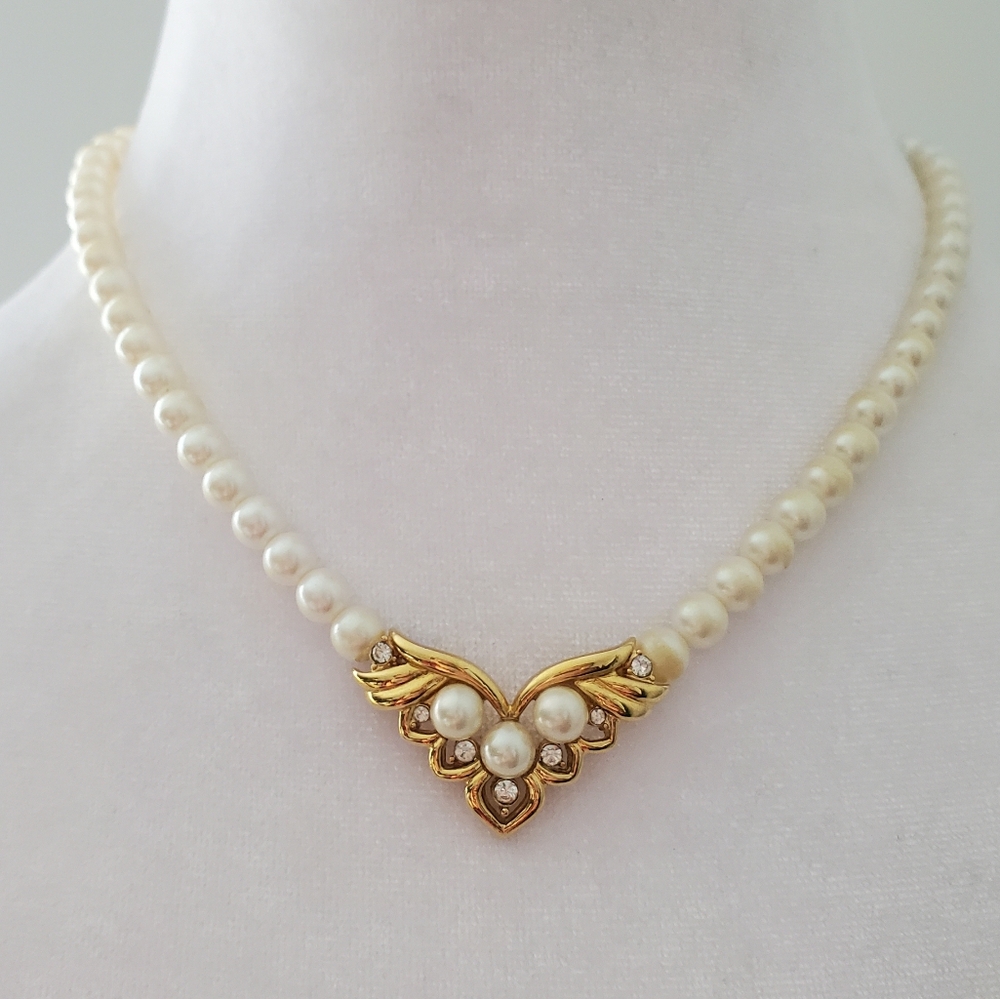 Vintage VENDOME Gold Rhinestones & Pearls Necklace With Ornate Pointed Centre
